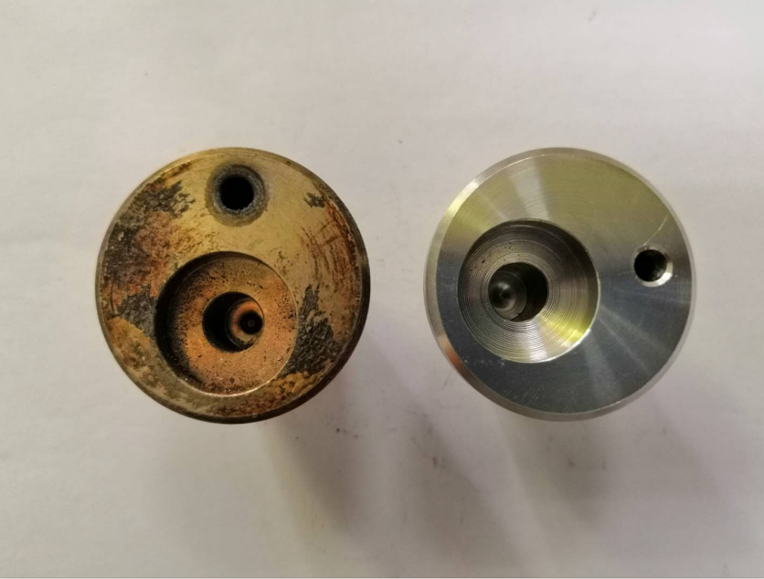 大氣射流型等離子清洗機(jī)新舊噴嘴對(duì)比圖-昆山普樂(lè)斯等離子清洗機(jī)